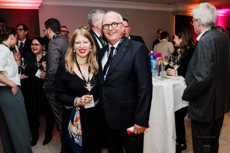 Meininger_Award26_WEB126